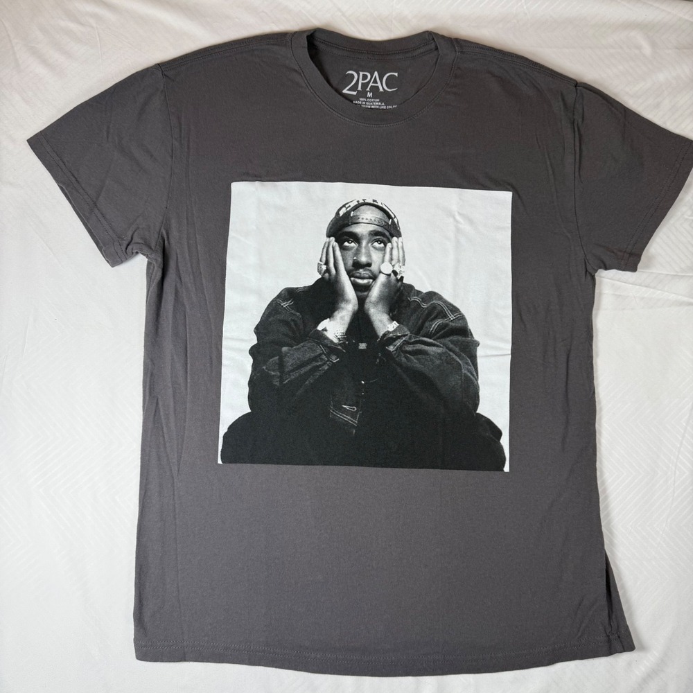 2PAC Graphic T Shirt Men's Small Gray Cotton Short Sleeve Hip Hop Rap Tee‎